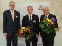 Interne Landkreisversammlung des Landkreistages Sachsen-Anhalt am 10. Oktober 2013: Landrat Gerstner als Pr&auml;sident best&auml;tigt
